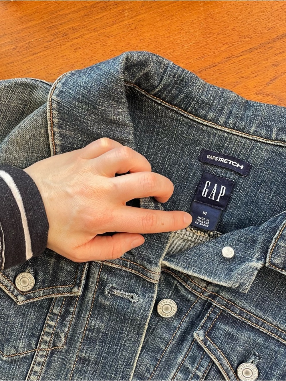 Vintage Gap Stretch Denim Jean Jacket - M - Picture 8 of 8
